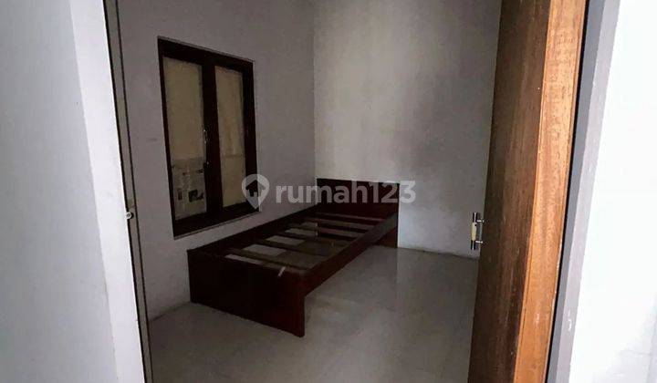 Rumah dijual siap huni dan kondisi bagus  di Cipinang Elok. 2