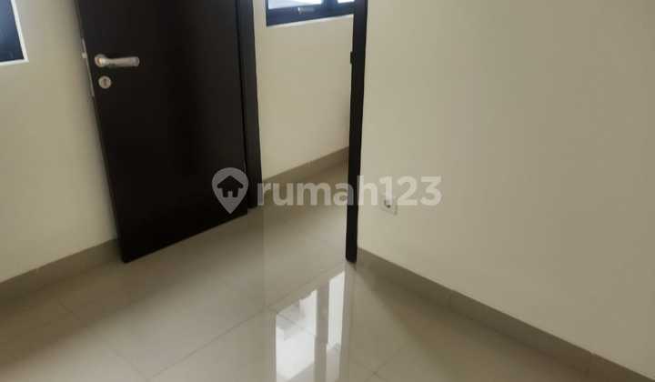 Disewakan Rmh Rapi.di Jgc, La Seine 2