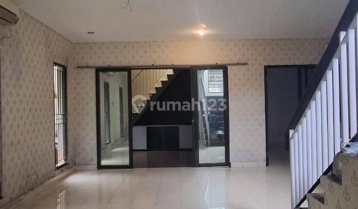 Jual Cepat Rumah 2 Lantai Siap Huni, Ada Taman Dan Kolam Ikan Di Raffles Hills  Cibubur 2