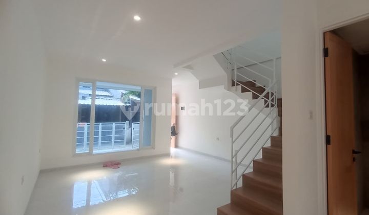 For Sale New House in Bcs 1Mbl Road 2