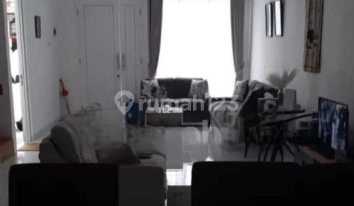 Jual Cepat Rumah Minimalis 2 Lantai di Kayu Putih 2