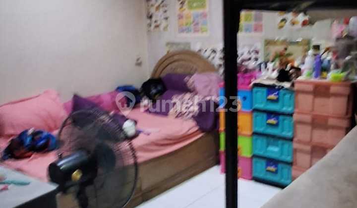 Quick Sale 1.5-Story House In Hibrida 2