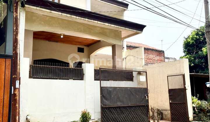 Dijual Rumah Dekat Kampus Ui Depok.2lantai Siap Huni 1