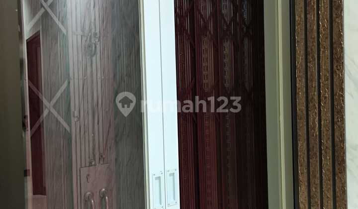 Disewakan Ruko 3lantai Di Rawamangun, Siap Huni 2