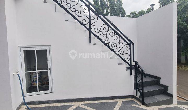 Dijual Rumah Baru Bergaya Minimalis 3lantai.di Pulo Gadung 2