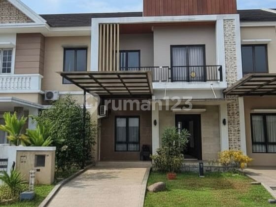 Dijual Rumah 2Lantai di Kota Wisata