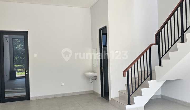 For Rent, Brand New Shop House in Kota Wisata 2
