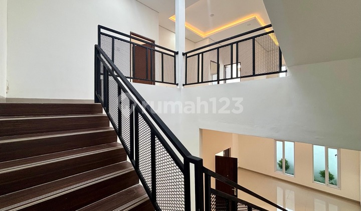 For Sale Brand New House in Tebet 2