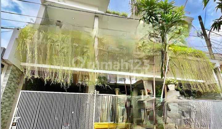 *:Fire: Dijual Cepat! Rumah Mewah 3 Lantai Setengah di Kuricang Bintaro, Lt 216M² (10X20) / Lb -+400M², 7Kt+5Km, Carport 3 Mobil, Semi Furnished, SHM - 3,5M