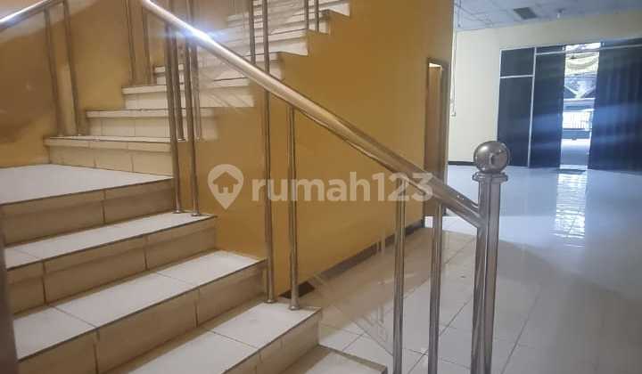For Rent 3-Storey Building in Tangerang City