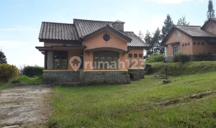 Villa Ciater Subang Lembang 1