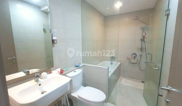 Apartemen Gold Coast, Pantai Indah Kapuk, Private Lift, Furnish 2