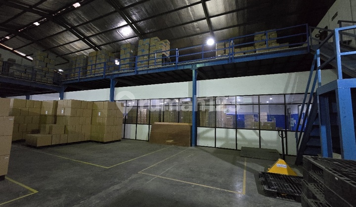 Romokalisari Warehouse Below Market Price, near Margomulyo and Gresik.