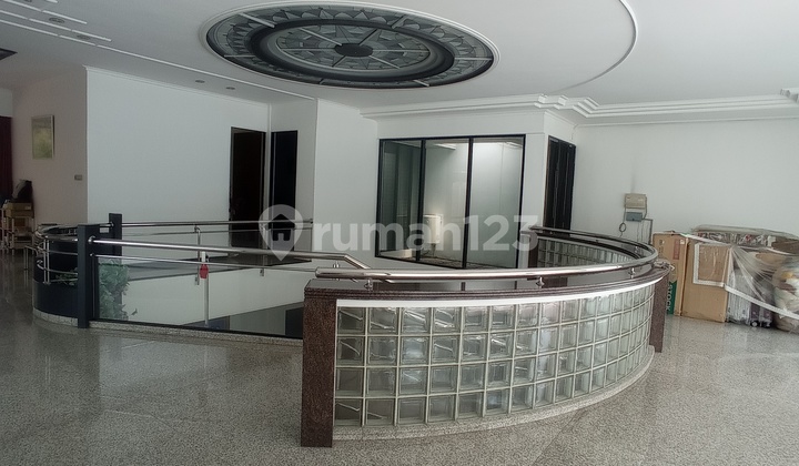 For Rent: Dharmahusada Indah House, move in with just a suitcase, a step away from Galaxi Mall.