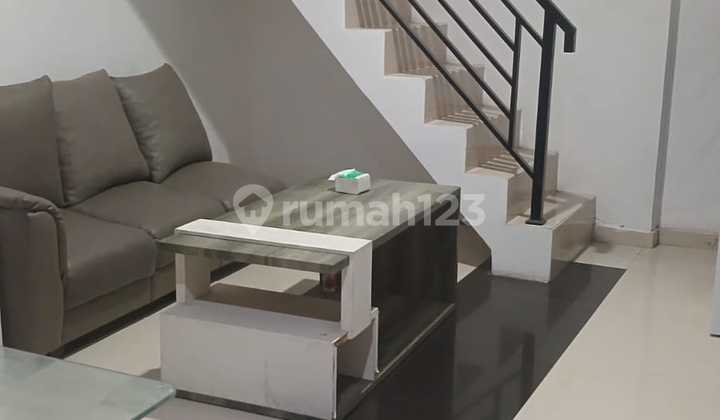 Rumah Siap Huni Babatan Pratama, Dekat PTC & Pintu masuk Toll 2