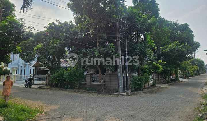 Cheap 2-Story House with SHM in Pondok Cabe, Tangsel, South Tangerang, Strategic and Comfortable 2