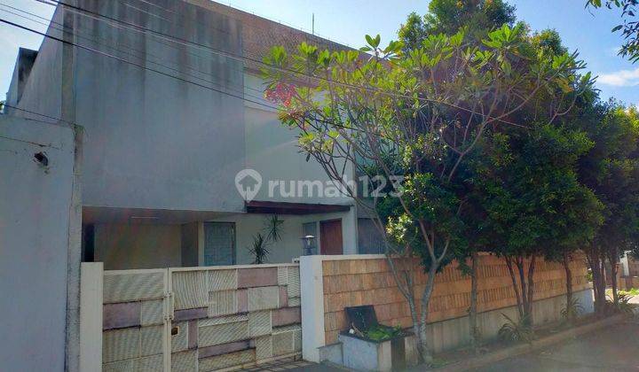 Dijual Rumah Konsep di Villa Bintaro Indah 2 Lantai 1