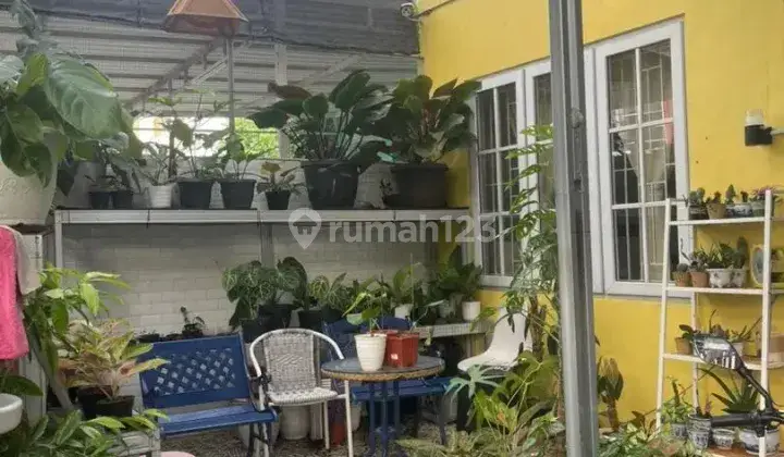 Rumah Vila Dago Jalan Maribaya Pamulang Semifurnished Deket Unpam  2