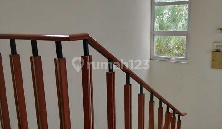 Bisa KPR, Rumah, 2 Lantai, SHM, Siap Huni di Summarecon Bekasi (Knt) 2