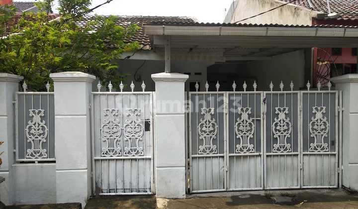 For Sale Nice House in Villa Indah Permai Near Bekasi Station(D0048)
