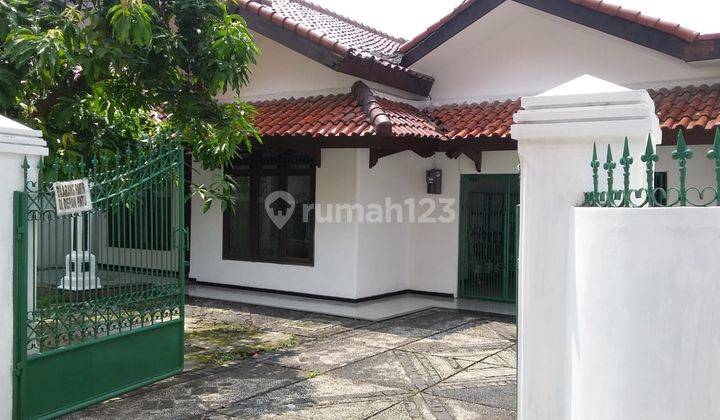 Rumah Bagus Unfurnished di Ceger, Jakarta Timur b0837  2