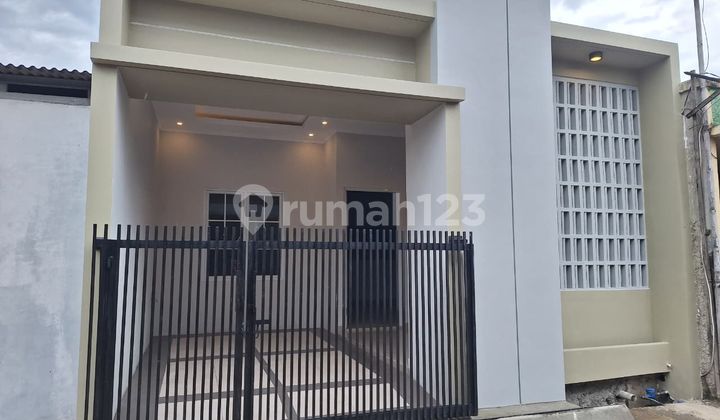 Sell Ready-to-Occupy House in Alamanda Regency Near Tugu Rawakalong (D0041)