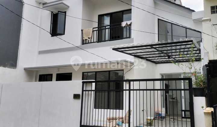 Bisa KPR, Rumah, 2 Lantai, Siap Huni di Harapan Indah (B0220)