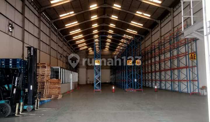 Warehouse for Rent Ready to Use in Ciracas, Jakarta