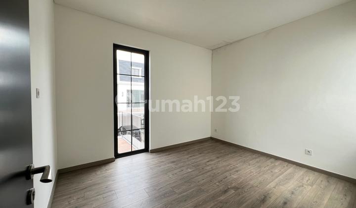 Dijual Rumah Baru Attic di Cluster Maison De Wisteria 2