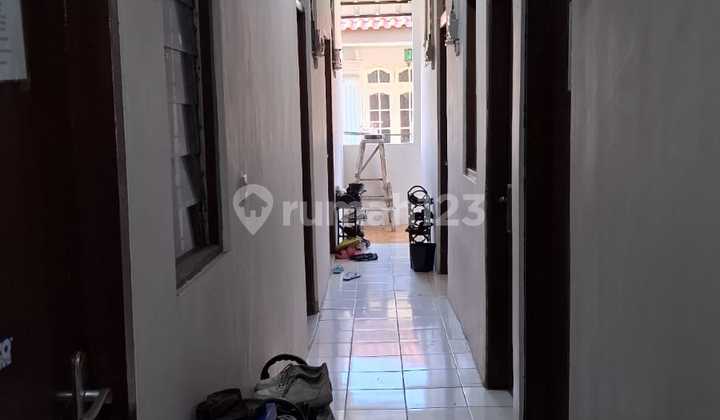 Di Jual Kos2an Hoek 3 Lantai Masih Aktif Di Sumur Batu Di Jual Kos2an Hoek 3 Lantai Masih Aktif Di Sumur Batu