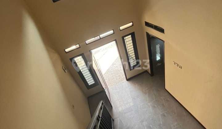 Dijual Rumah Murah Bagus 1,5 Lantai Di Harapan Indah 1