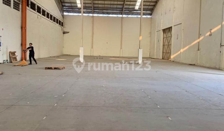 For Rent Ready-to-Use Warehouse in Harapan Jaya Bekas