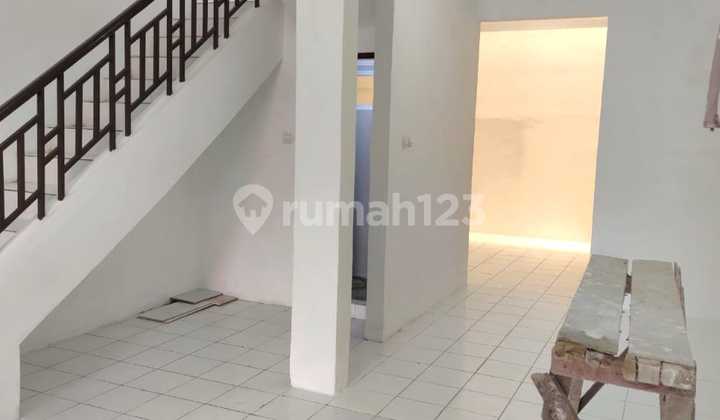 Disewakan Cepat Ruko 2 Lantai Di Taman Harapan Baru Disewakan Cepat Ruko 2 Lantai Di Taman Harapan Baru