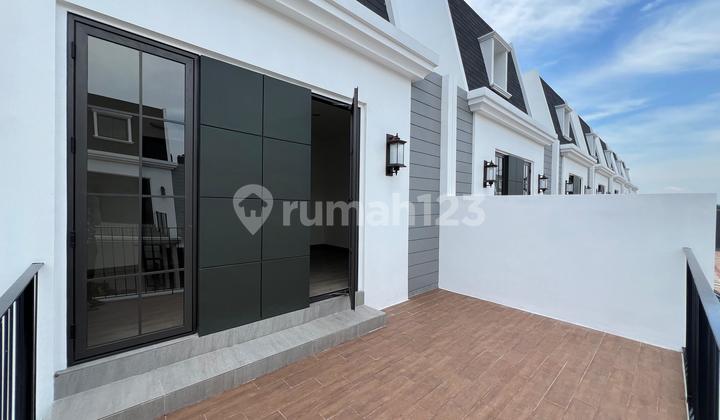 Dijual Rumah Baru Attic di Cluster Maison De Wisteria Dijual Rumah Baru Attic di Cluster Maison De Wisteria