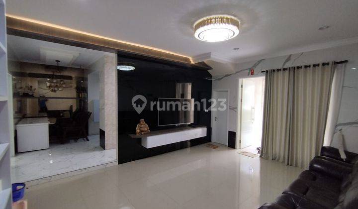 Rumah super bagus di Cluster Vivaldi Symphonia Summarecon Serpong 1