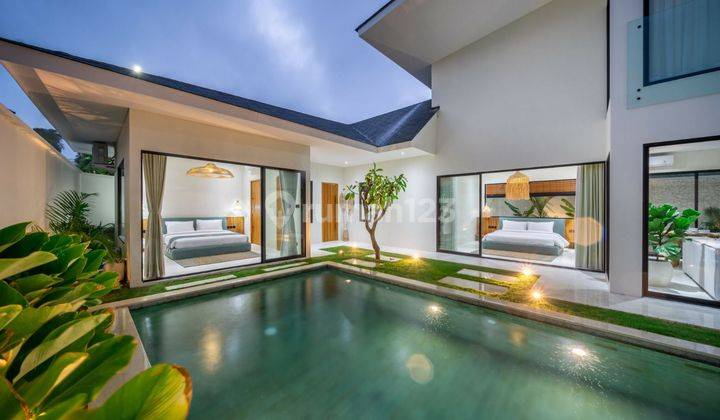 Dijual villa seminyak badung bali 1