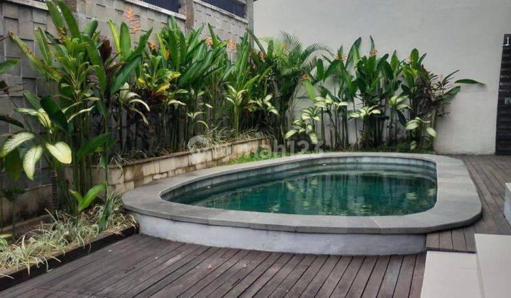 Dijual Villa Modern Umaalas Kerobokan Bali 2