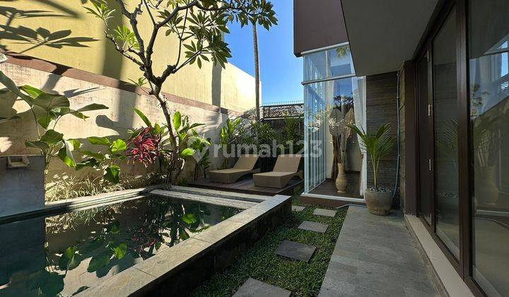 Dijual Villa Modern Seminyak Bali 2