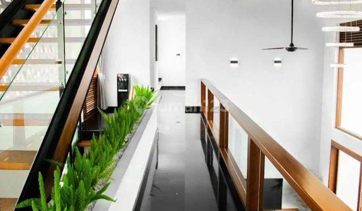 For Sale 2 Floor Villa Canggu Batu Bolong Badung Bali 2