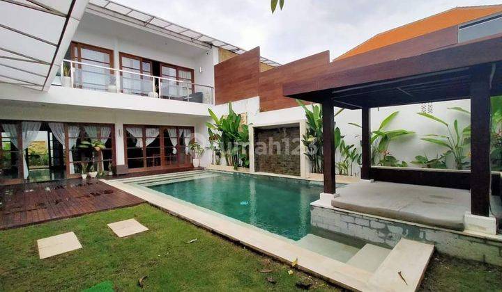 Dijual Villa Moderen Seminyak Kuta Bali 1