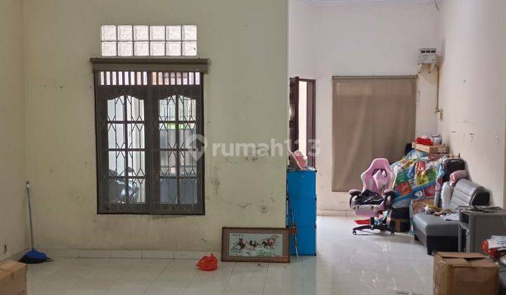 Dijual Rumah di Pademangan 3 Lantai SHM 1