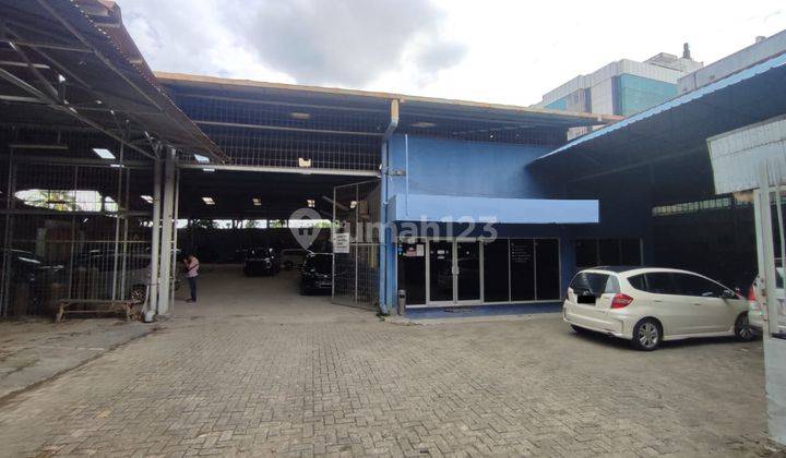 Dijual atau disewa  Bengkel siap pakai Tendean  1