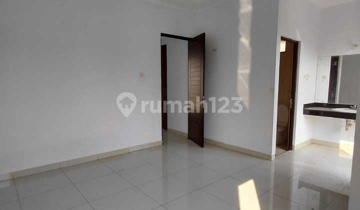 Sell Fast House in Arana Harapan Indah 2 Cluster Bekasi 2