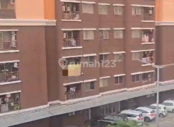 Disewakan Cepat Unit 3 + 1 BR di Apartemen City Resort, Cengkareng, Jakarta Barat. 1