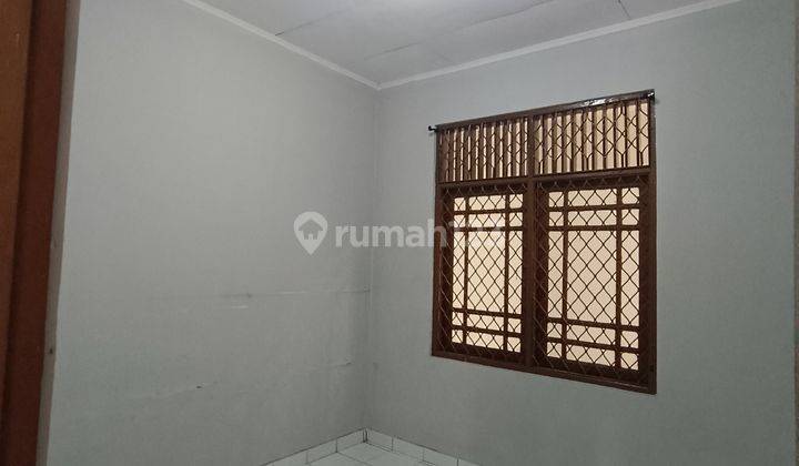 Disewakan Rumah Murah Bagus di Permata Harapan Baru, Bekasi 2