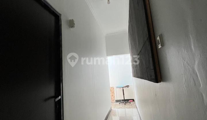 Disewakan Ruko Strategis 3 Lantai di Central Niaga, Bulevar Hijau, Harapan indah, Kota Bekasi. 2