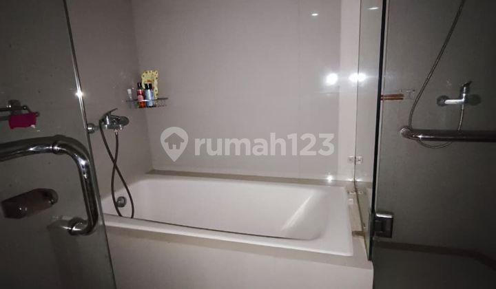 Sahid Sudirman Residence Apartment Strategically Located on Jendral Sudirman Street, South Jakarta 2