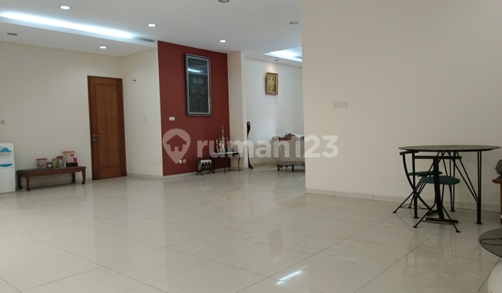 Minimalist House in Sumur Batu 2