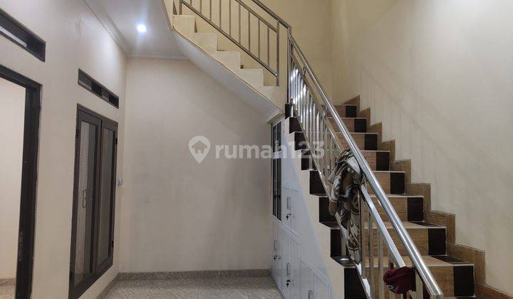 Di Sewakan Rumah Tempat Tinggal 2 Lantai Di Perumahan Prima Harapan Regency 1