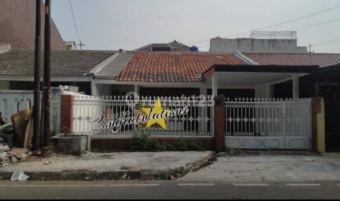 Disewakan Rumah di Jalan Kayu Putih Jakarta Timur  1